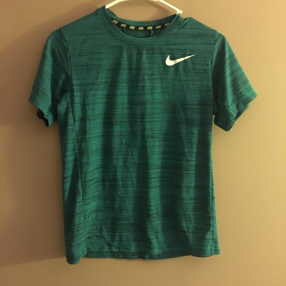 Nike dr-fit